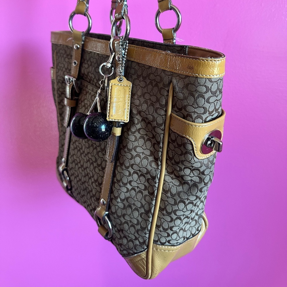 Y2K Coach Gallery Signature Jacquard Tote Bag - Picture 5 of 14
